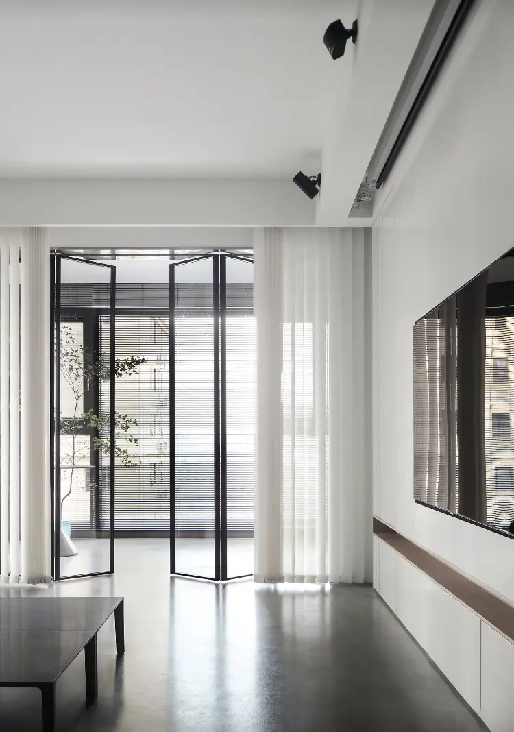 Folding Doors for Balconies