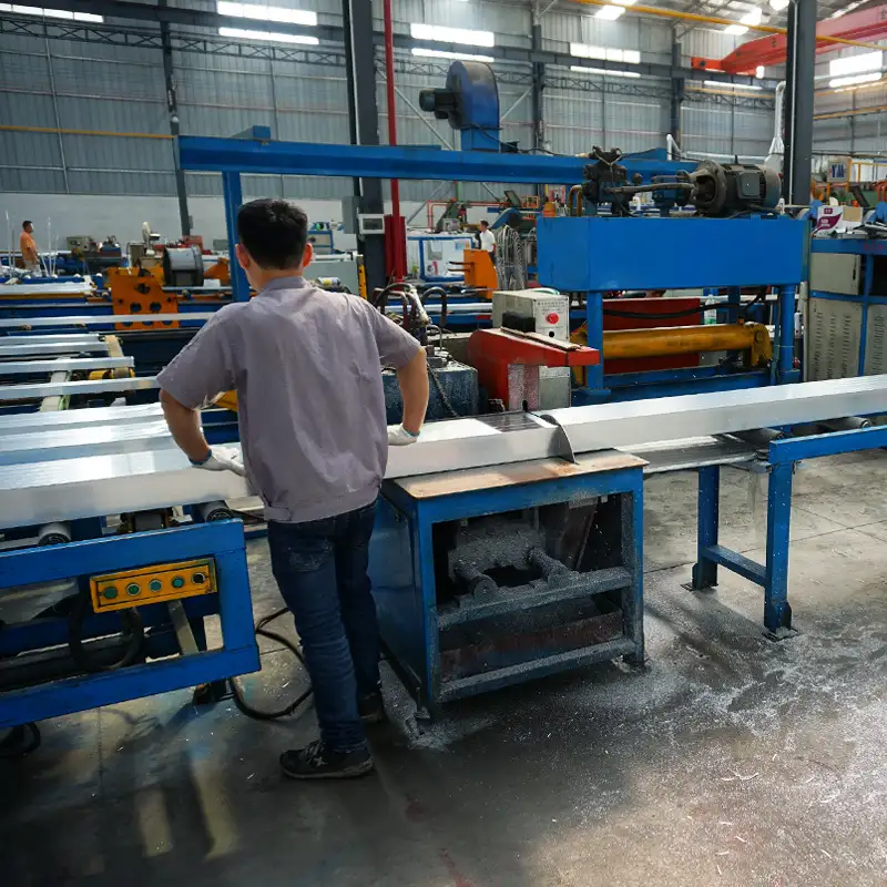 aluminum-extrusion-profile-handling