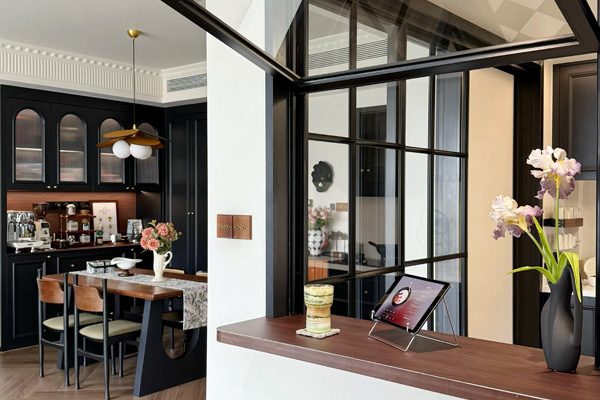 Aluminum Fold Out Window